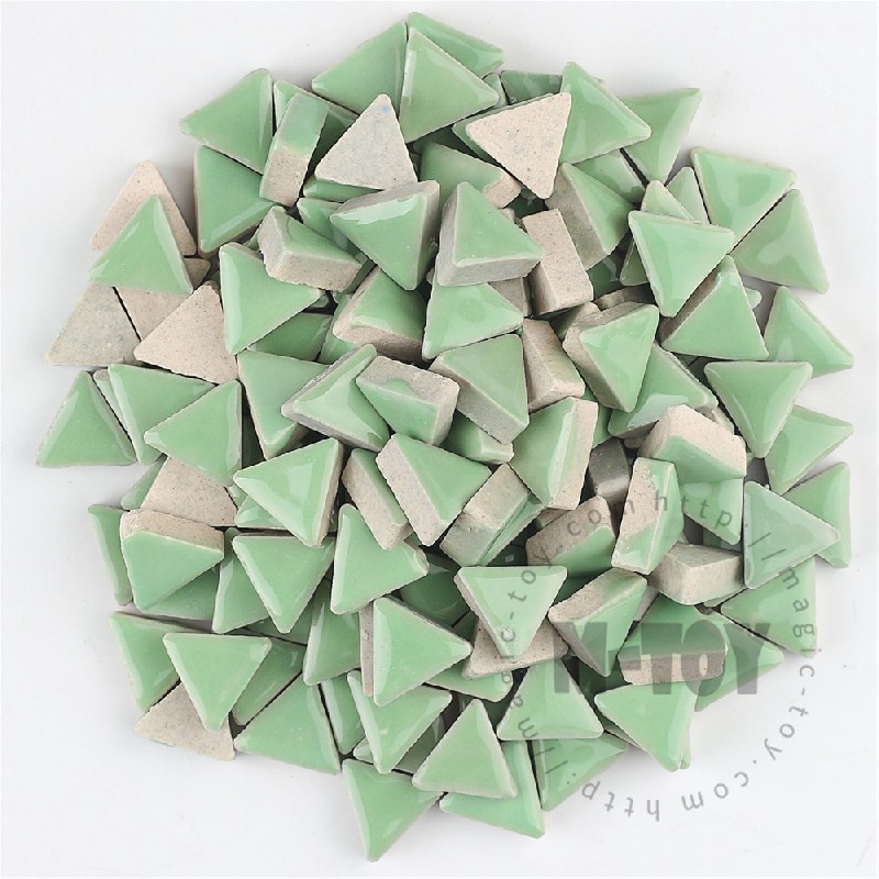 Green Triangle Shape Ceramic Mosaic 15CJG604