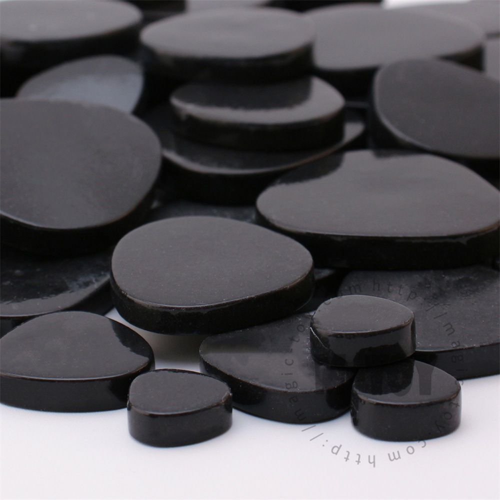 Black Pebbles Glass Mosaic PESS56