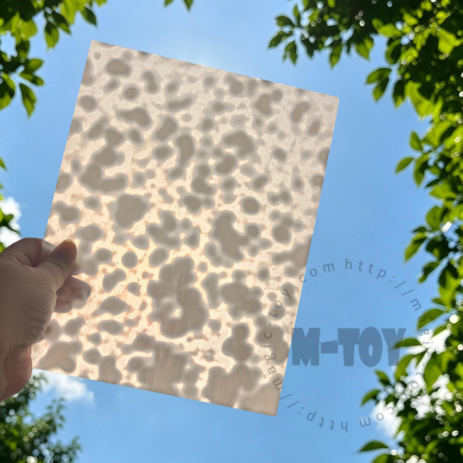 White Mottles Stained Glass Sheet ML