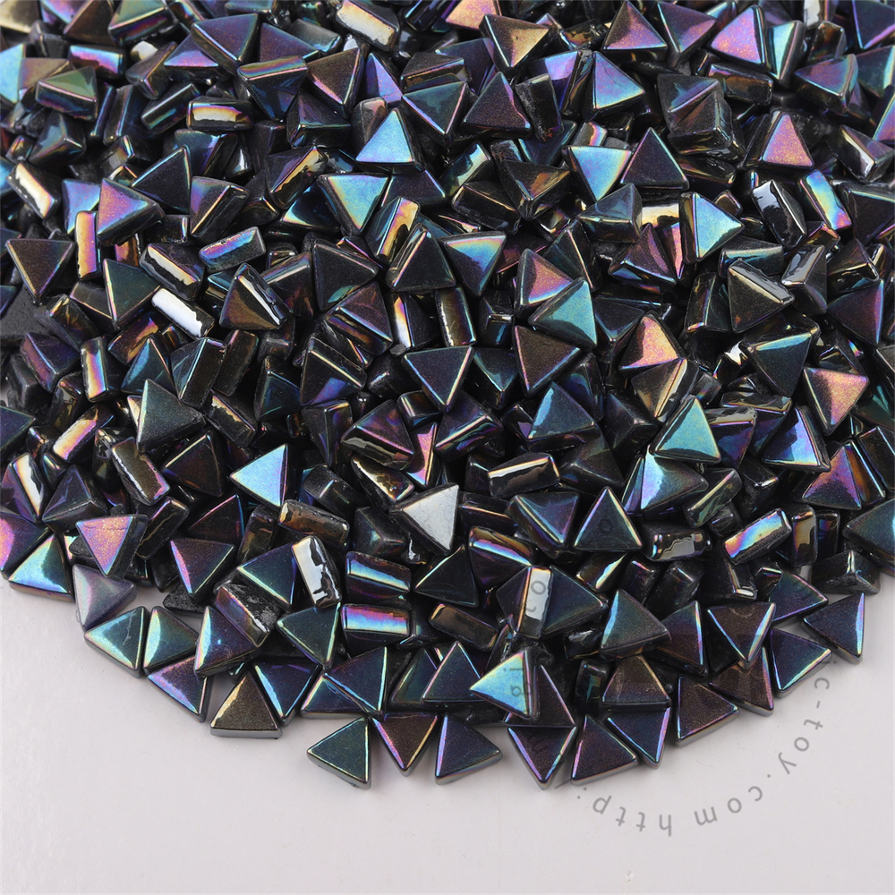 Black Mini Triangle Glass Mosaic 10SJI56