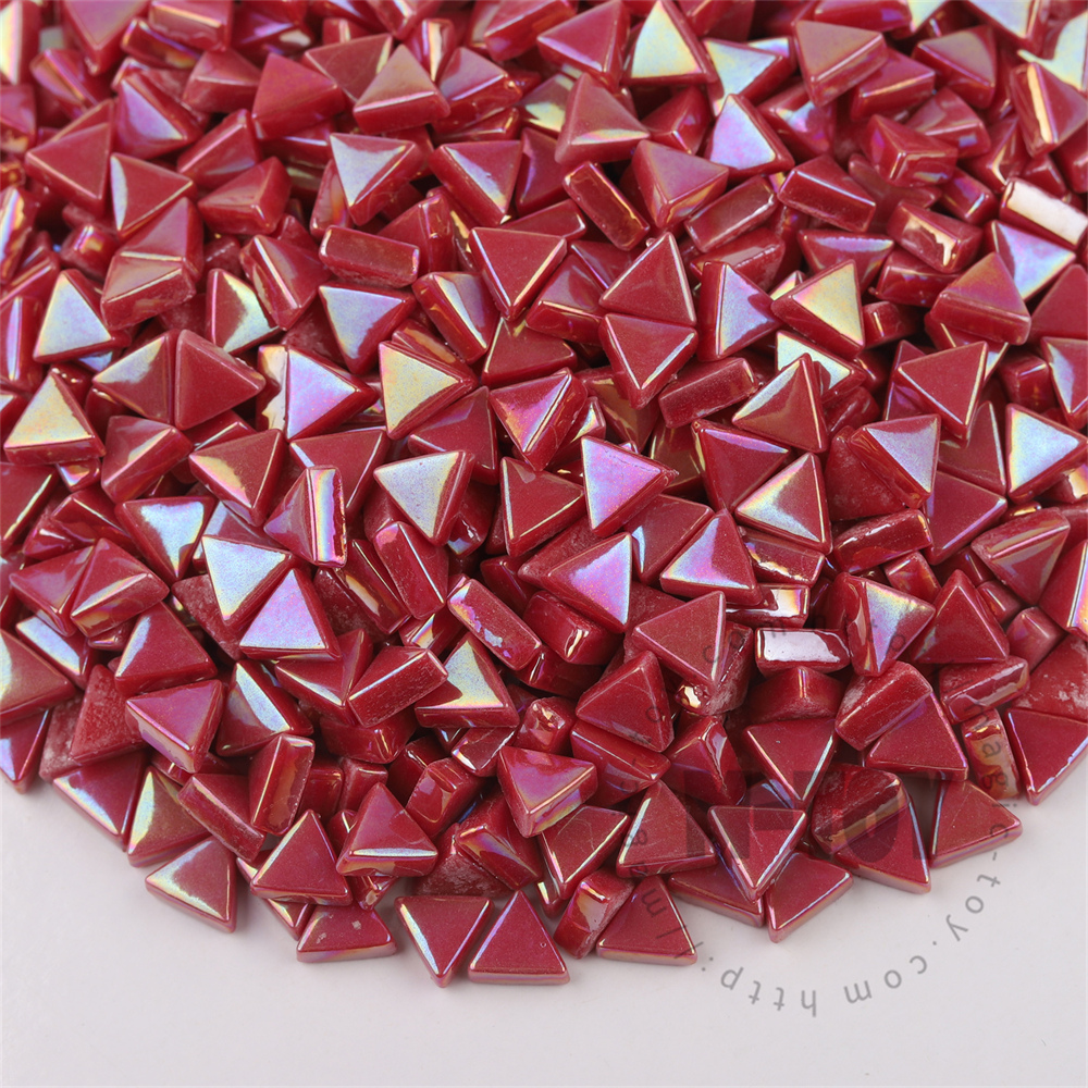 Red Mini Triangle Glass Mosaic 10SJI16